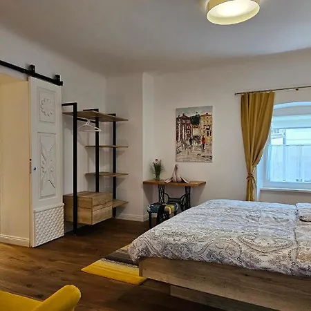 Riva In Old Town By The Cobblers' Bridge Apartment Laibach