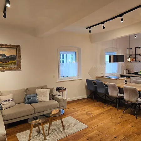 Riva In Old Town By The Cobblers' Bridge Apartment