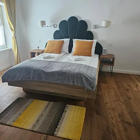 Riva In Old Town By The Cobblers' Bridge Apartment